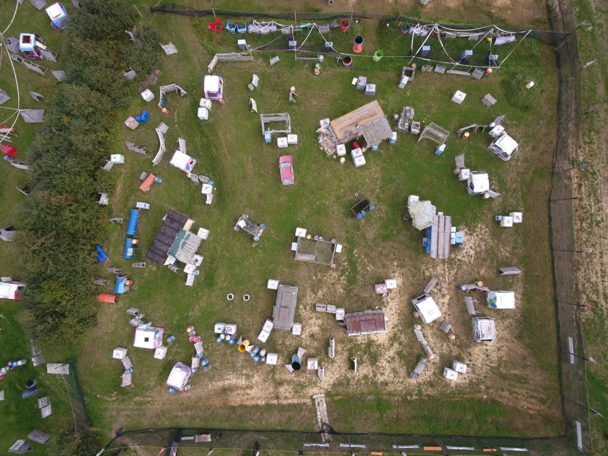 Arena Mocy - Lokalizacja pole paintballowe Sieraków