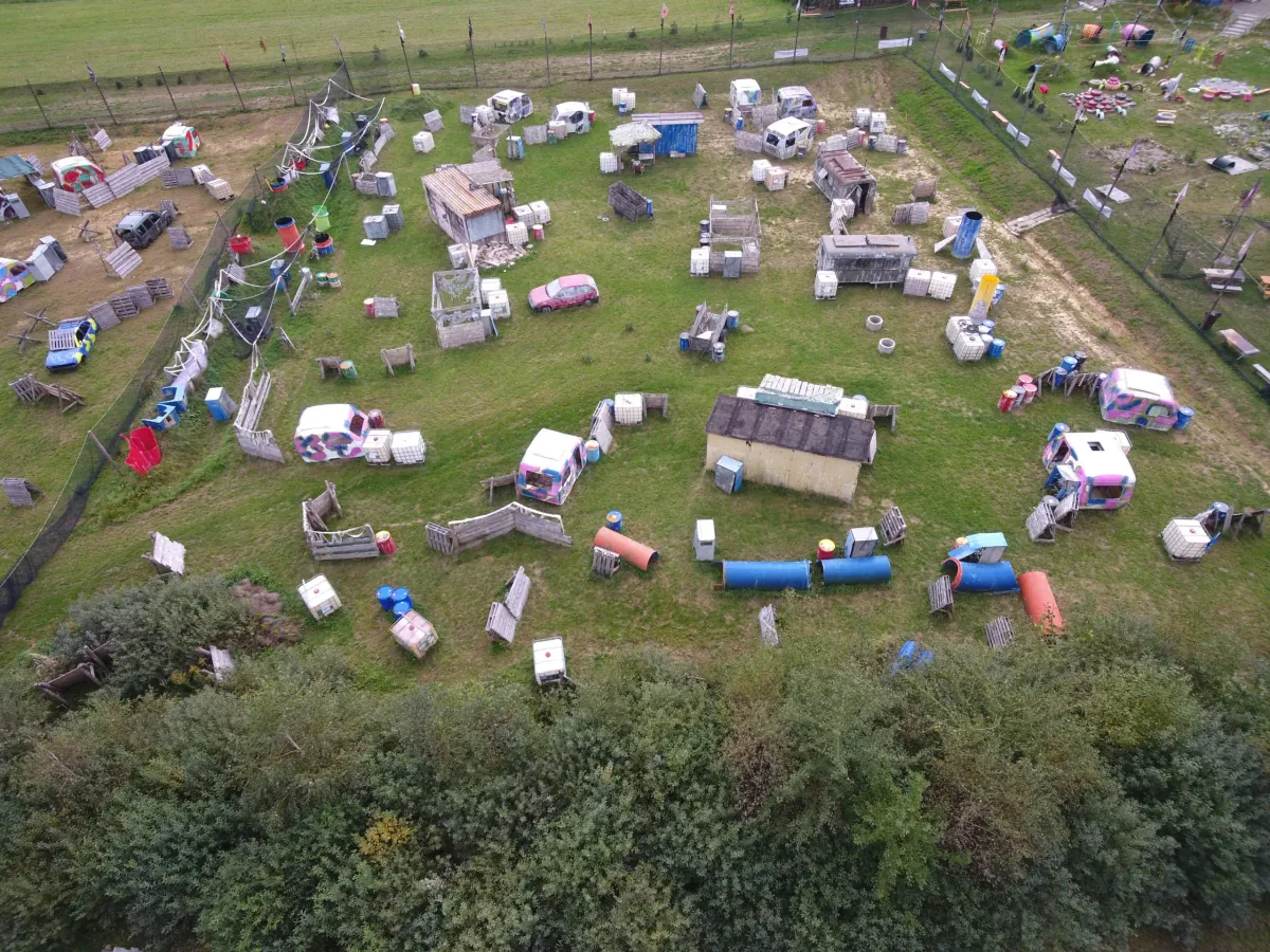 Świątynie Jedi - Poligon paintballowy