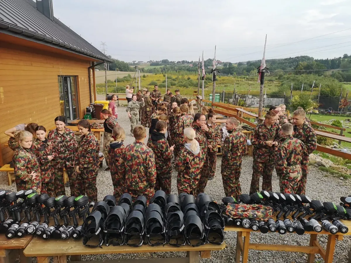 Strzelnica paintballowa dla dzieci